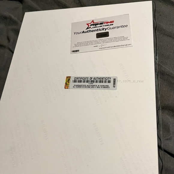 Marvel Loki and Thor - Picture 2 of 3